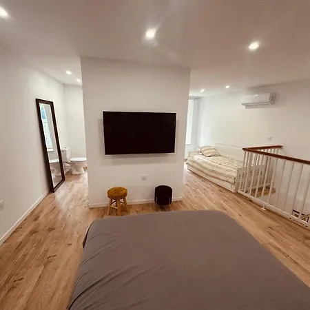 Le Temps D'un Voyage, Maison Duplex Premium Apartment Floure