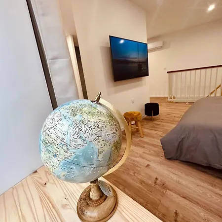 Le Temps D'un Voyage, Maison Duplex Premium Apartment Floure