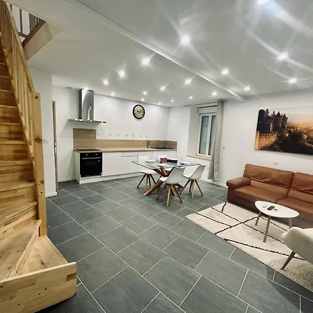 Apartment Le Temps D'un Voyage, Maison Duplex Premium Floure